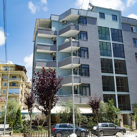 Hotel Riviera دراس المظهر الخارجي الصورة