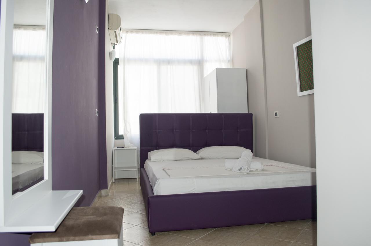 Hotel Riviera دراس المظهر الخارجي الصورة