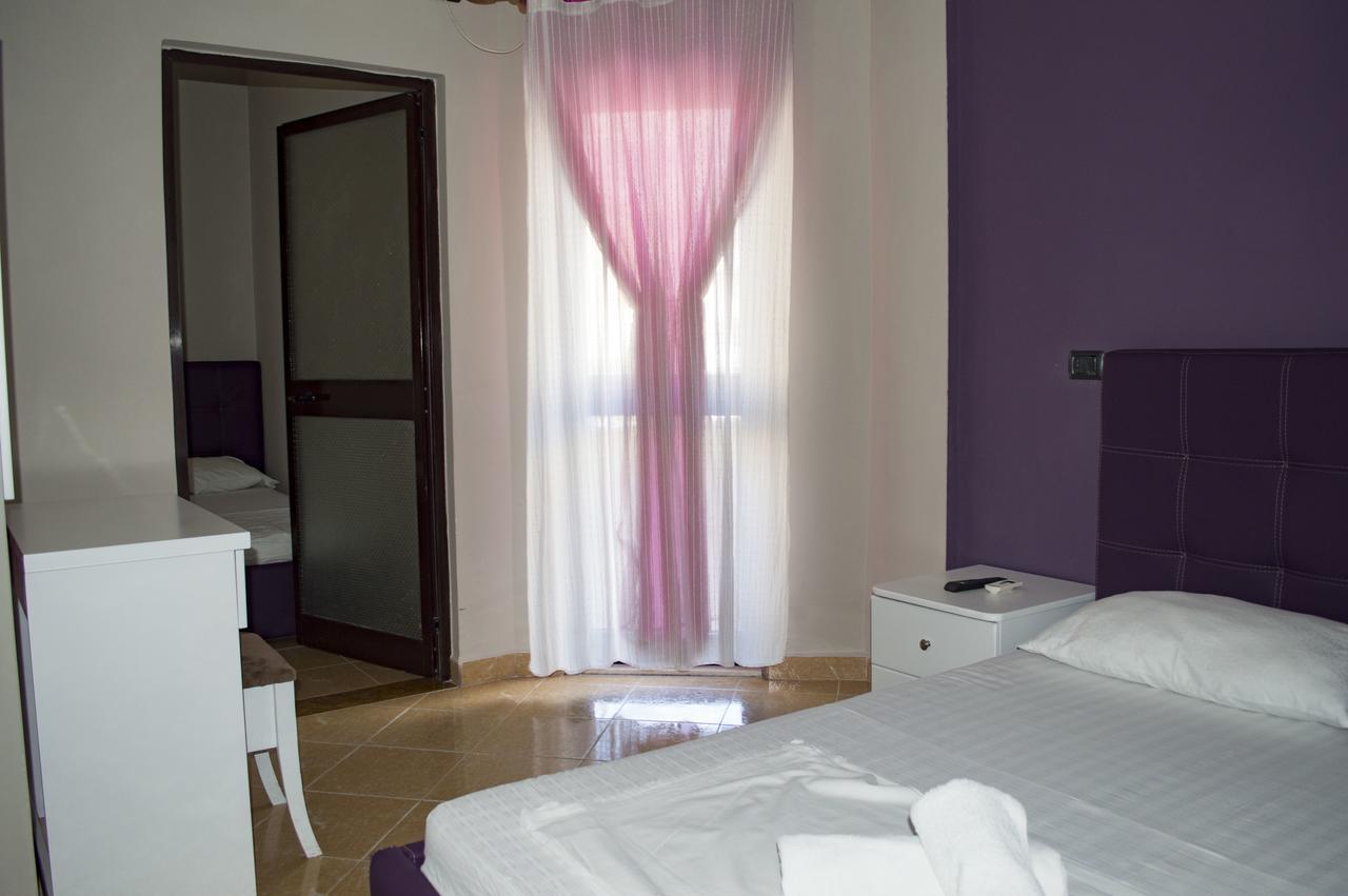 Hotel Riviera دراس المظهر الخارجي الصورة